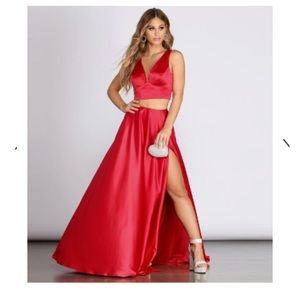 Red two piece - NEW WITH TAGS size 7